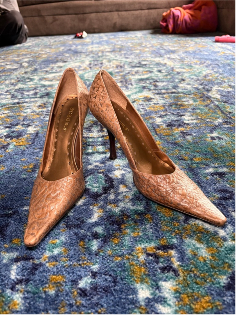 BCB Girls Bronze Gold Patterned Pointed Toe Heels